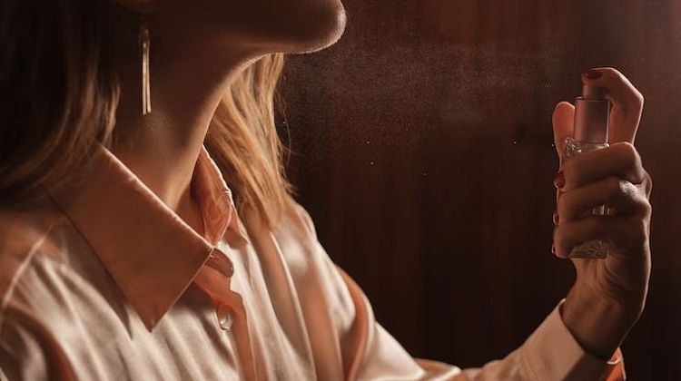 Что делать, если духи не держатся: секреты стойкости аромата