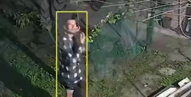 Шок! Псих и рецидивист на Кубани бегает с ножом за соседями: полиция бессильна?