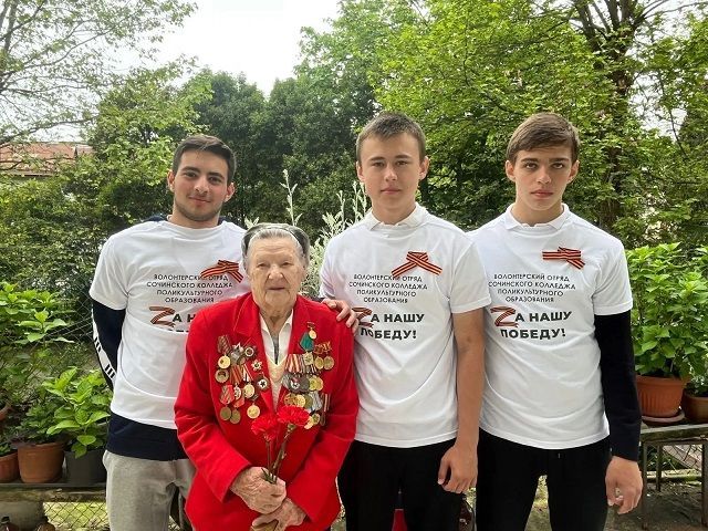 Столетний юбилей боевой медсестры