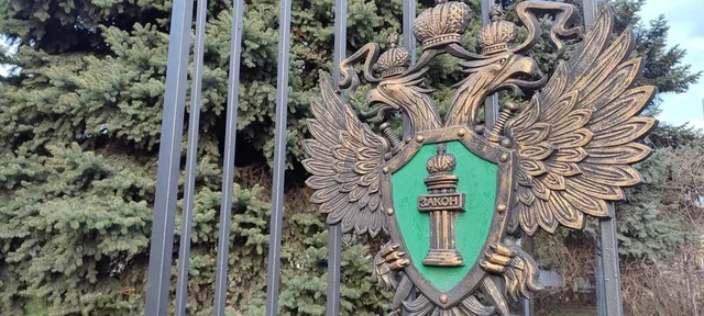 Прокуратура Краснодара выявила подложные документы при переводе школьницы на домашнее обучение