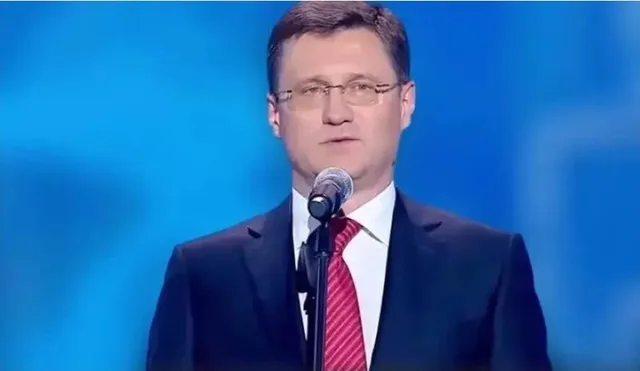 ВСУ снова атакуют российские НПЗ: под ударом три завода и газохимический комплекс