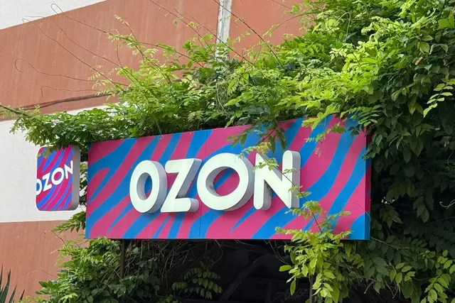 Ozon оценил убытки из-за атак дронов на 11 логистических центров