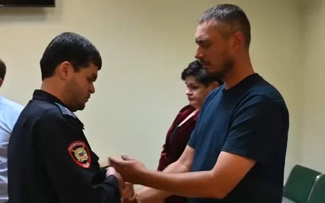 В Новороссийске отправили в колонию мошенника за аферы с землей и документами