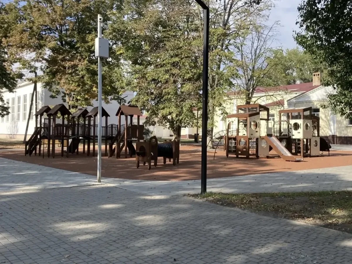 Благоустройство парка по нацпроекту завершают в Павловском районе