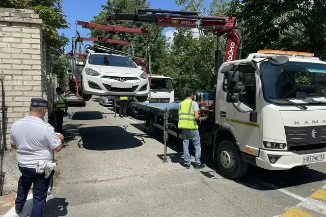 Для Геледжика закупят новый эвакуатор повышенной грузоподъемности