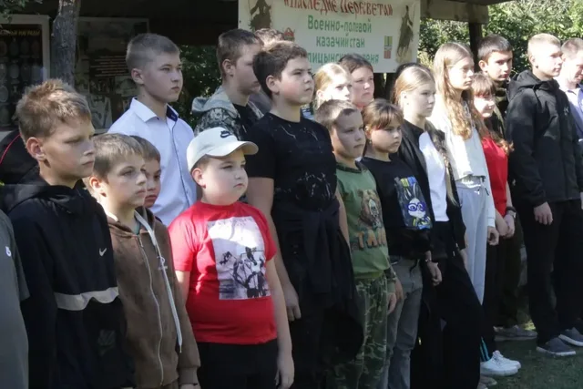 В Славянском районе более 400 детей прошли обучение в патриотическом лагере