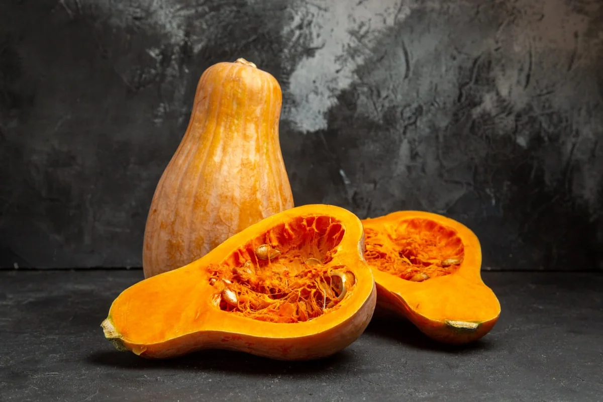 https://www.magnific.com/free-photo/front-view-fresh-sliced-pumpkins-dark-table-color-fruit-photo_13251227.htm