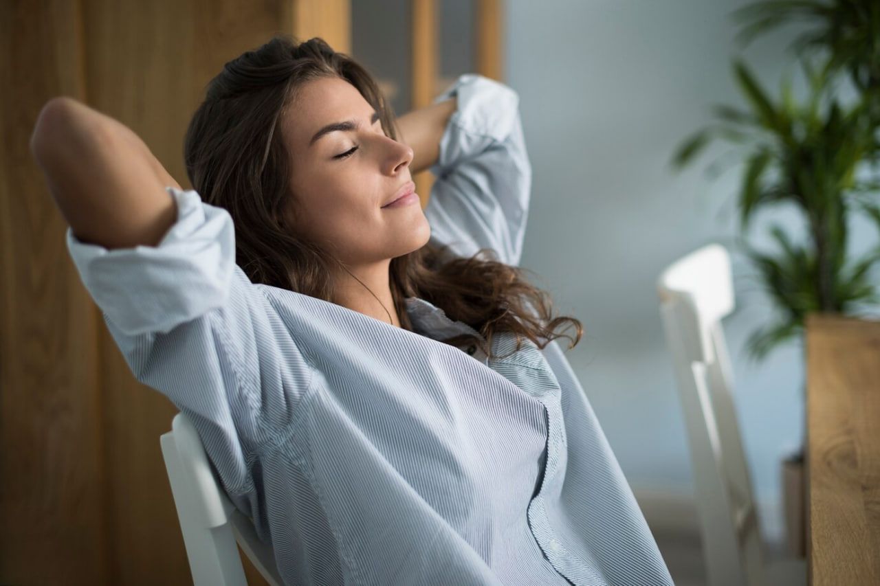 https://www.magnific.com/free-photo/wonderful-moments-spent-is-silence_12652207.htm